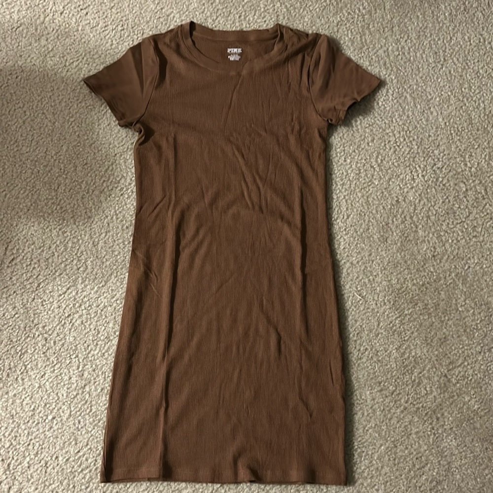 Ribbed body con dress
